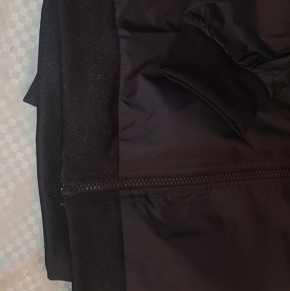 Nike Jacket - Picture 10 of 12